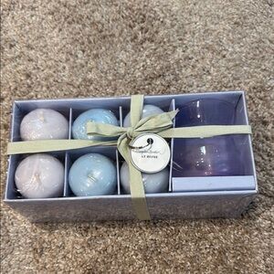 Hallmark’s Marjolein Bastin Candle Set